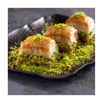 MADO - FISTIKLI BAKLAVA